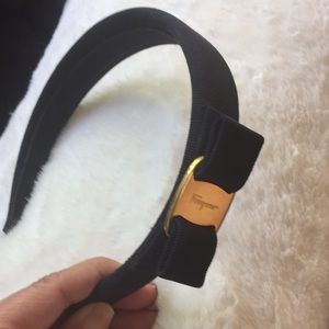 Ferragamo bow navy blue headband vintage